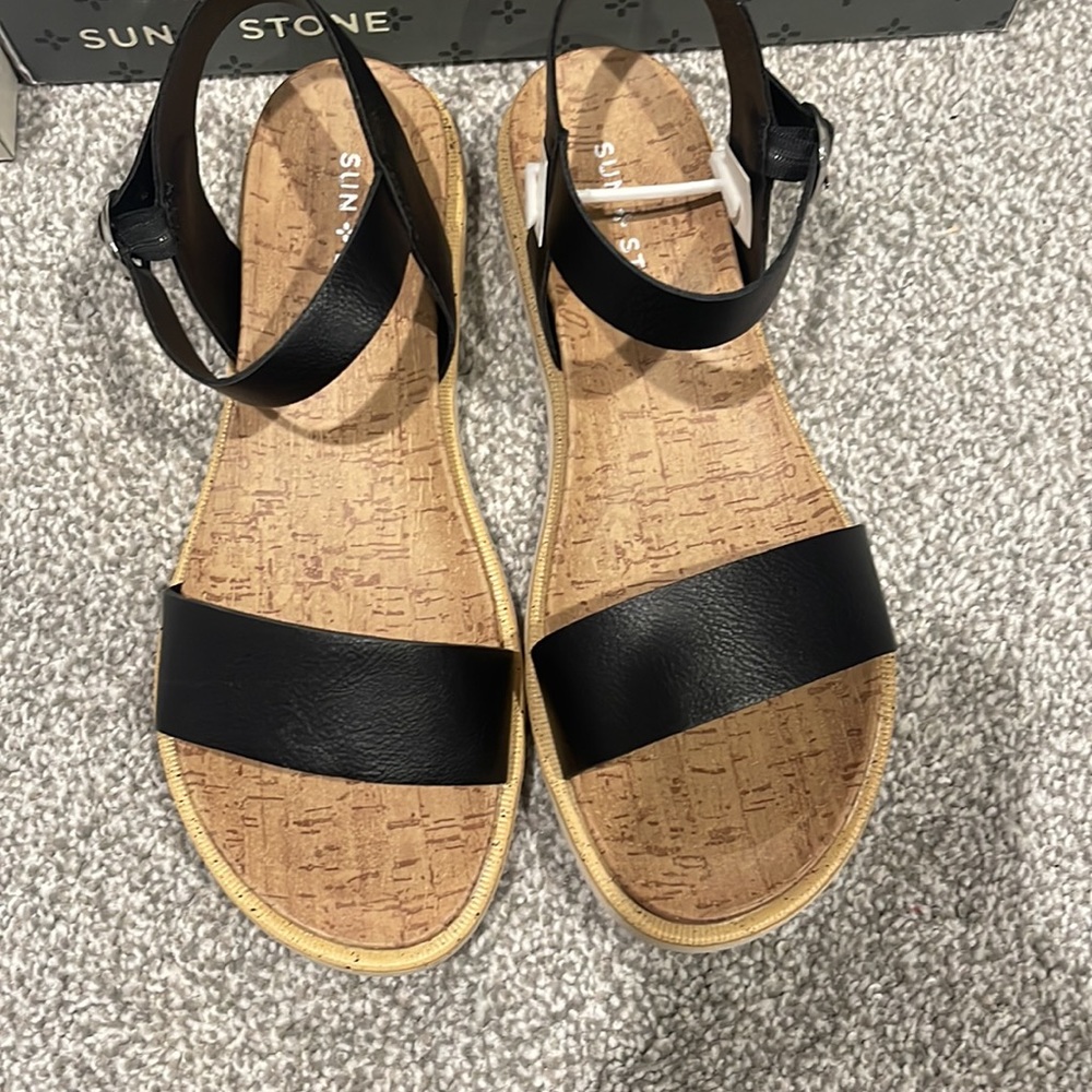 Brand new! Perfect condition! Black sandals